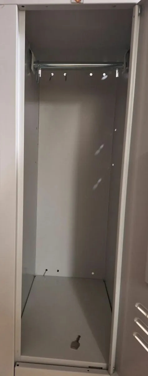 Metal Lockers - Image 3