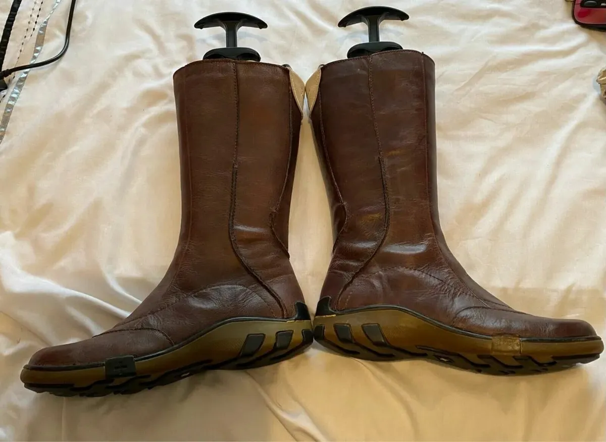 Dr Martens Authentic Leather Brown Boots Size 41/7 - Image 2