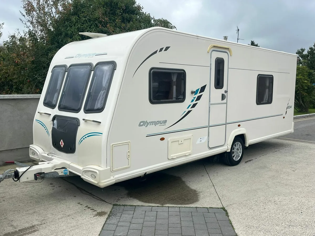 Bailey Olympus fixed bed 4/5 berth - Image 1