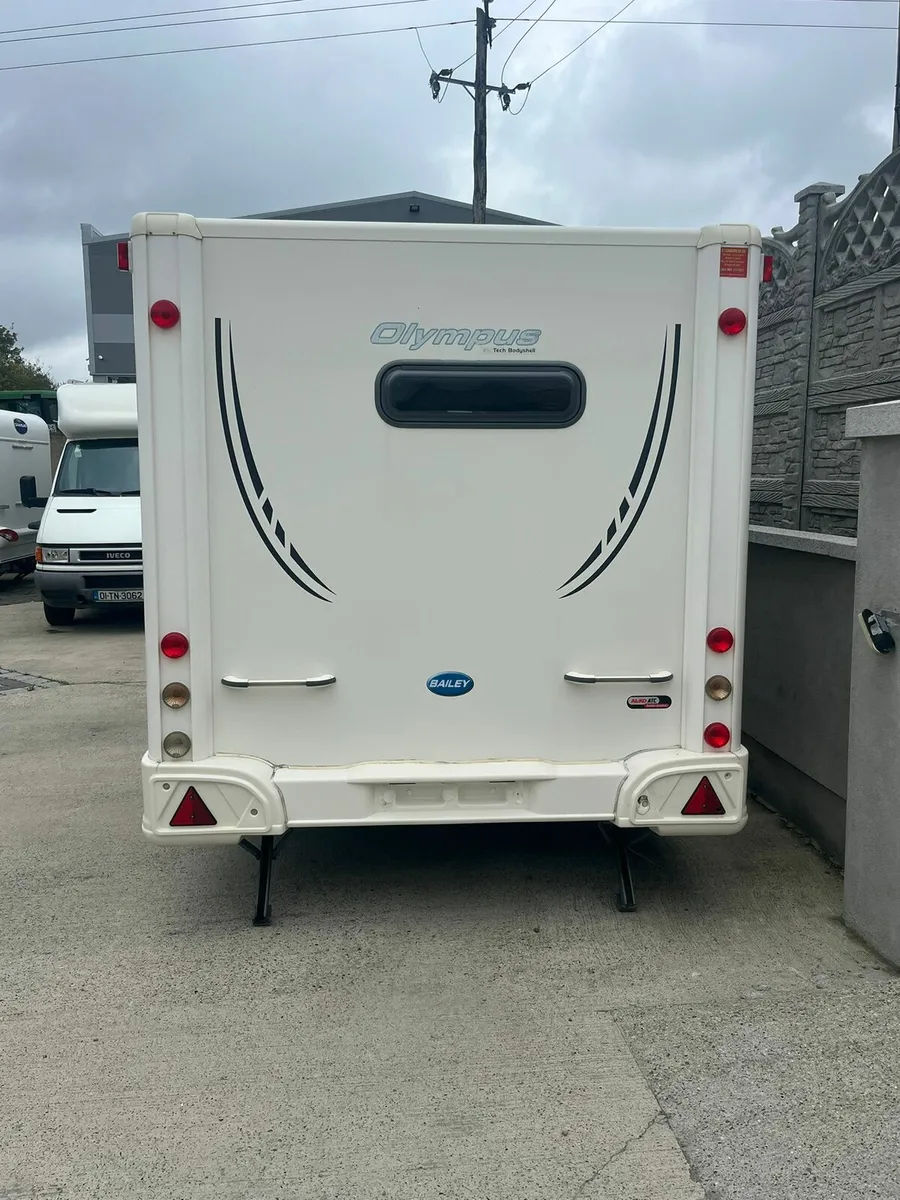Bailey Olympus fixed bed 4/5 berth - Image 2