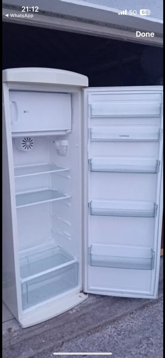 Fridge freezer - Image 2