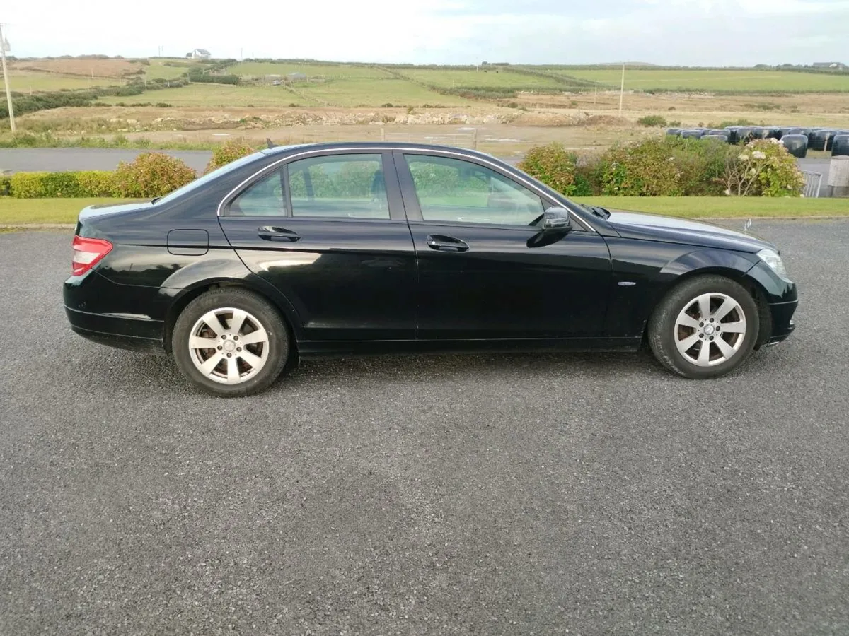 Mercedes Benz C Class - Image 2