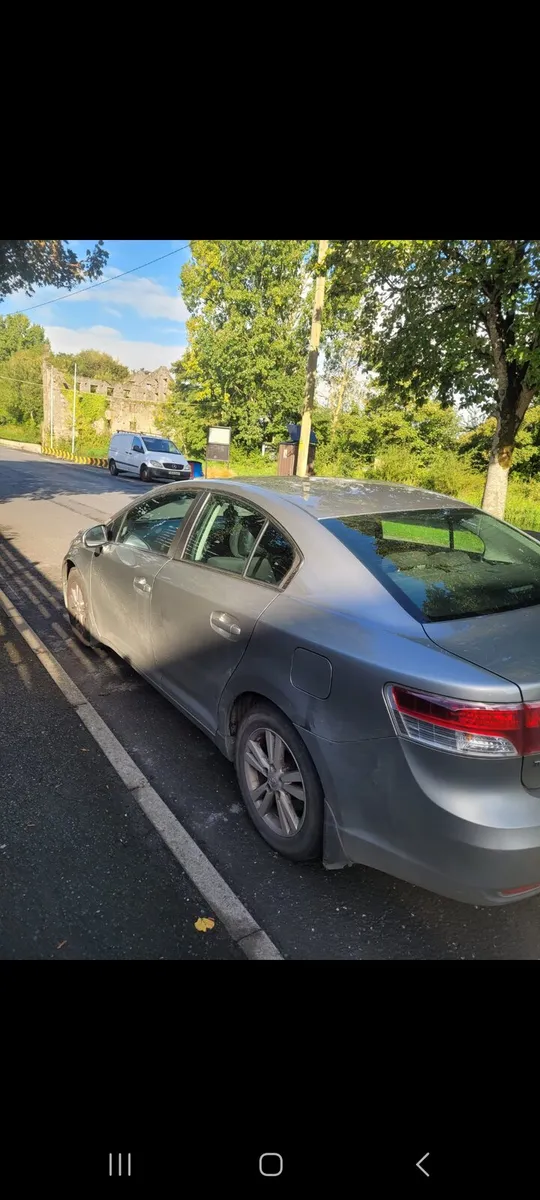 Toyota avensis - Image 3