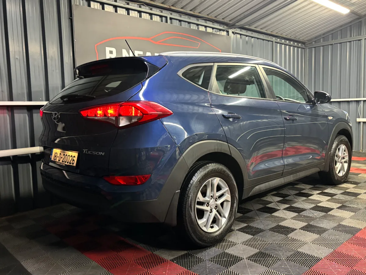 2018 Hyundai Tucson 1.6 Petrol Manual Low KMS - Image 3