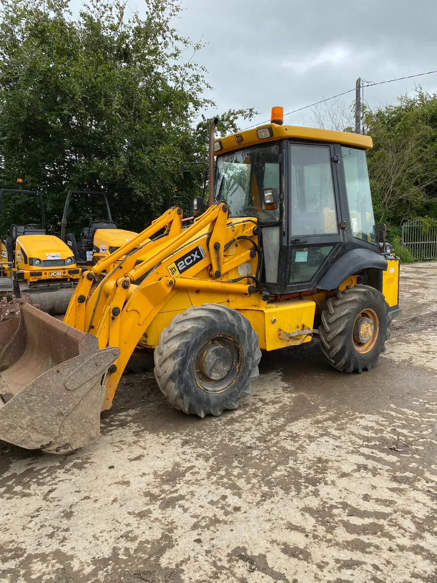 JCB 2CX Loader for sale - Image 1