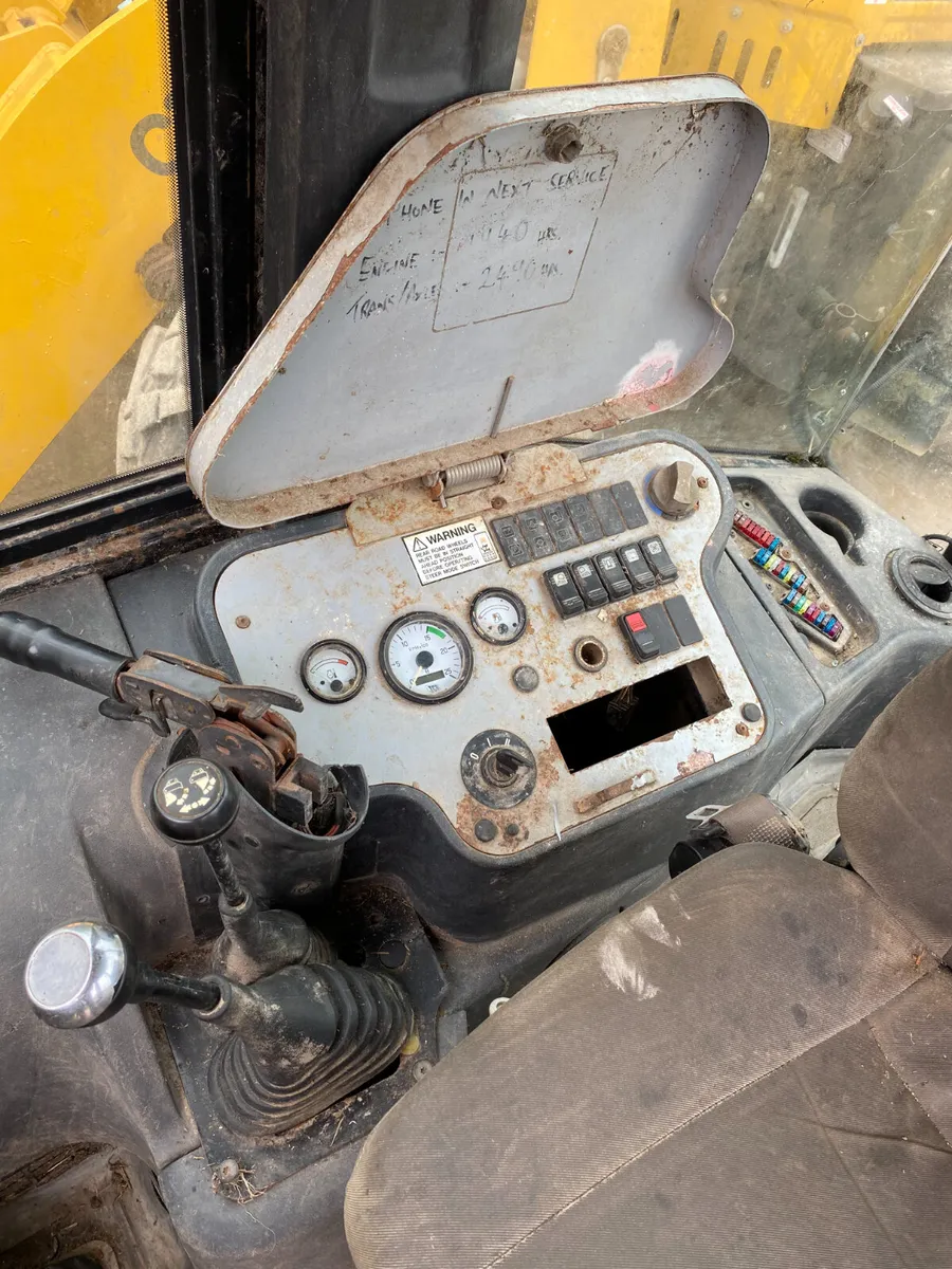 JCB 2CX Loader for sale - Image 4
