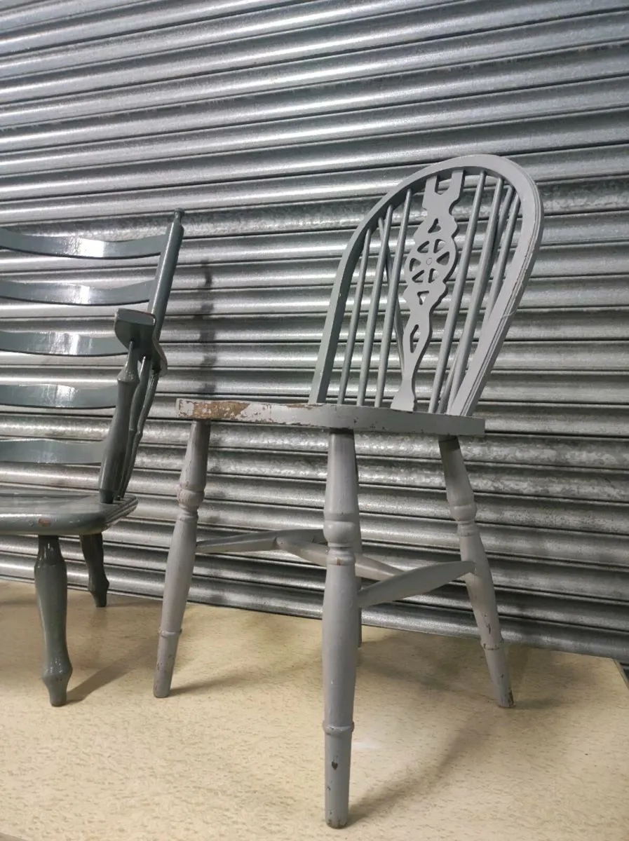 Pair of old vintage thatched cottage chairs - Image 3