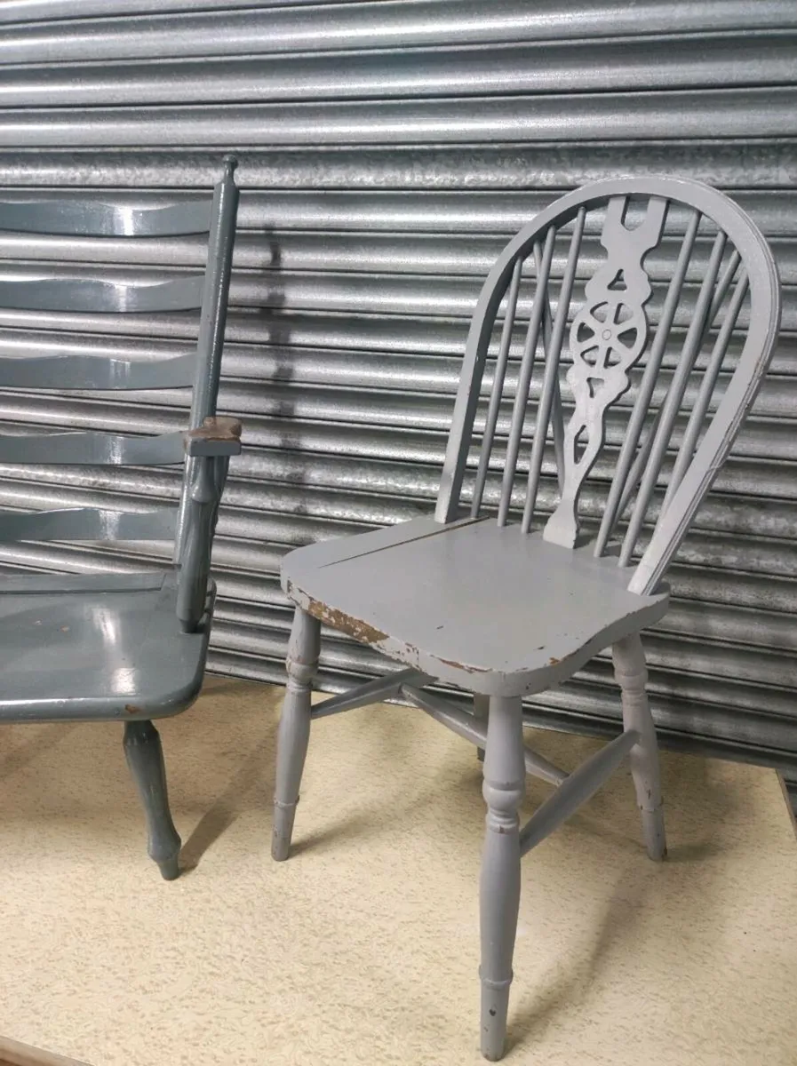 Pair of old vintage thatched cottage chairs - Image 4