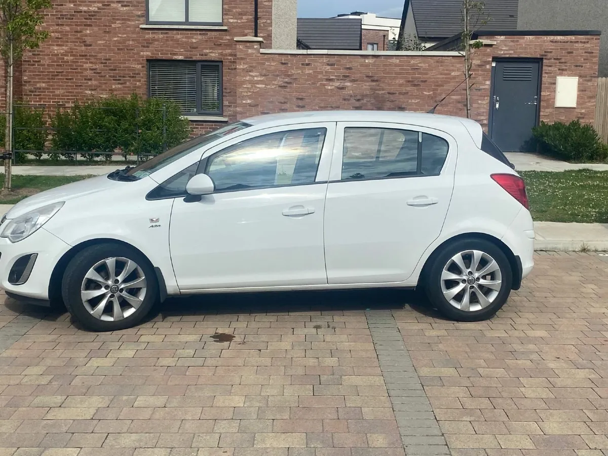 Vauxhall Corsa 2013 - Image 2