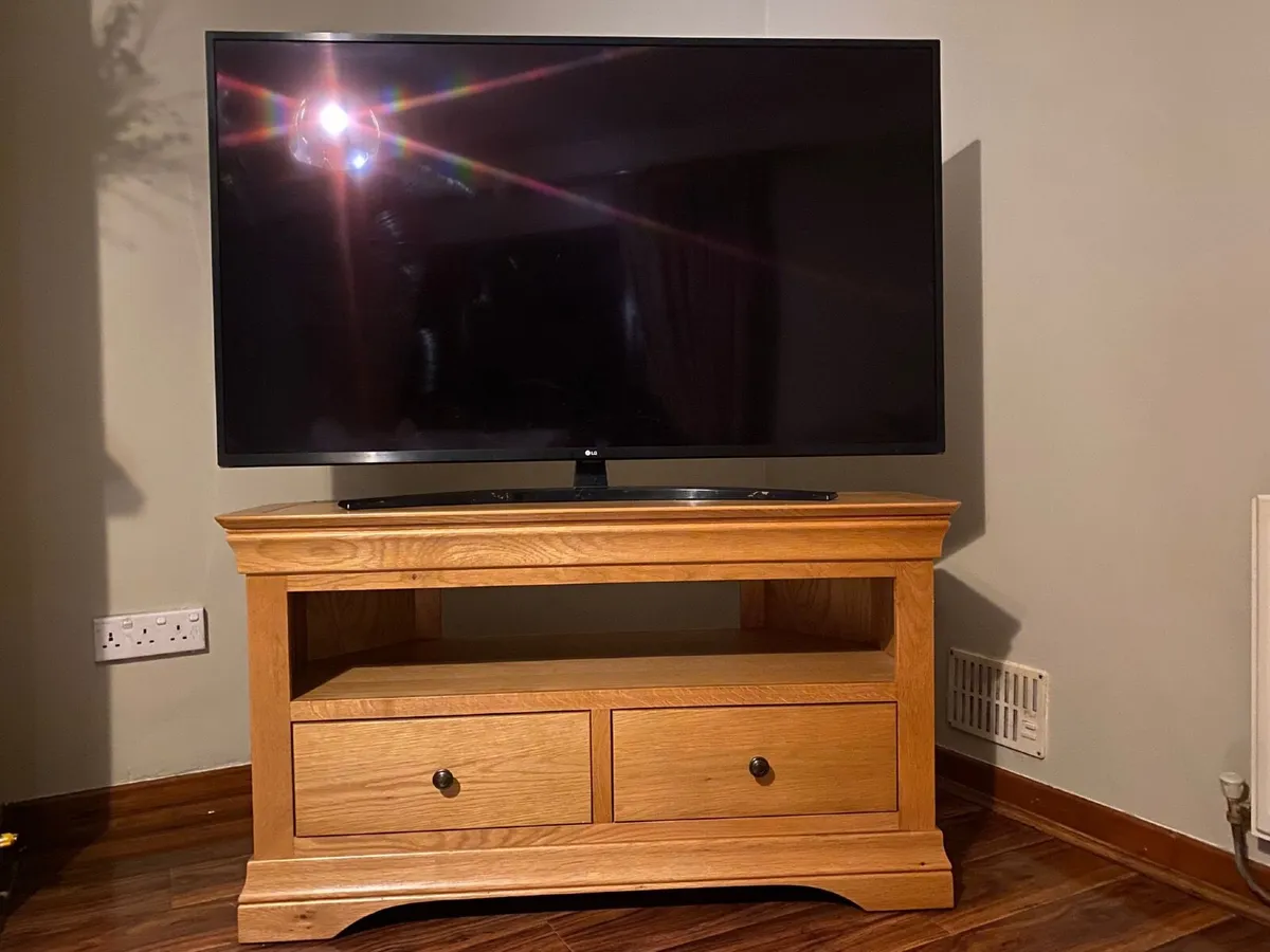 TV unit - Image 1