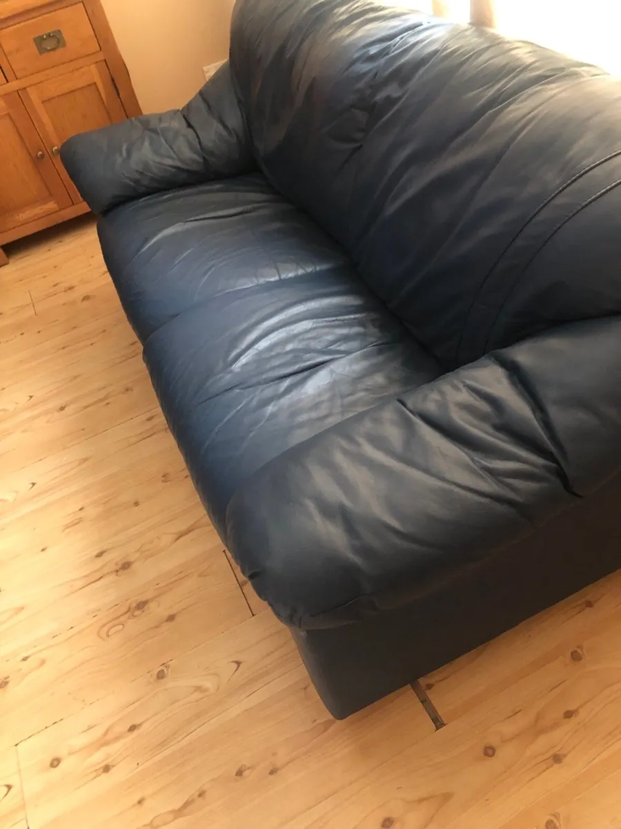 Sofa - Image 4