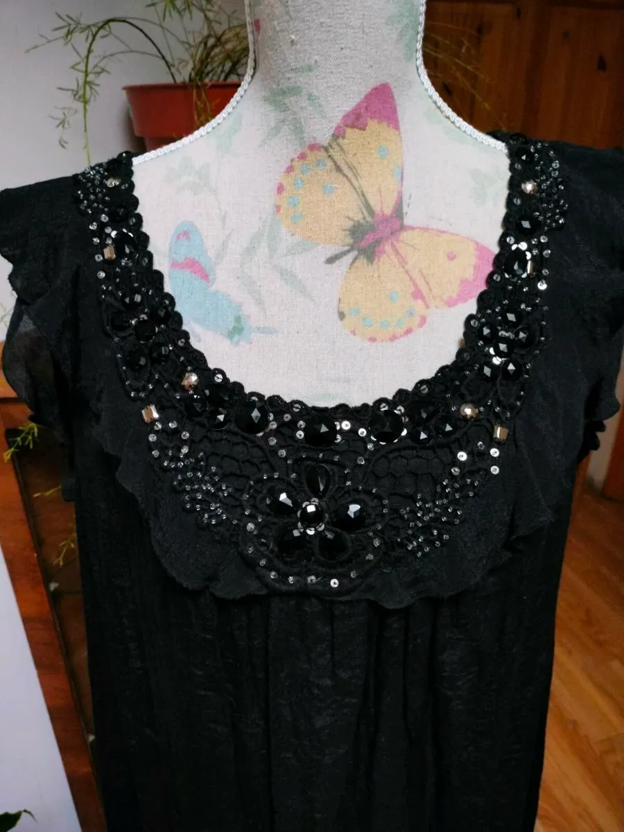 Ladies black new look inspire top with bead embell - Image 3