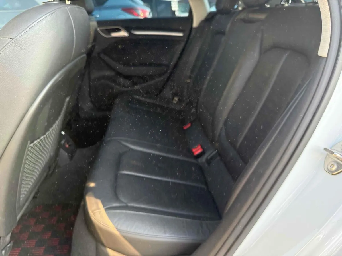 152 Audi Leather Seats/Heated Elec seats Hi Spec - Image 4