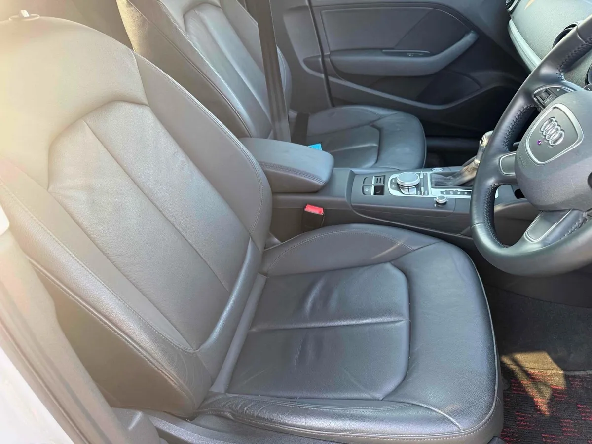 Audi Leather Seats/Heated Elec seats Hi Spec 76k - Image 4