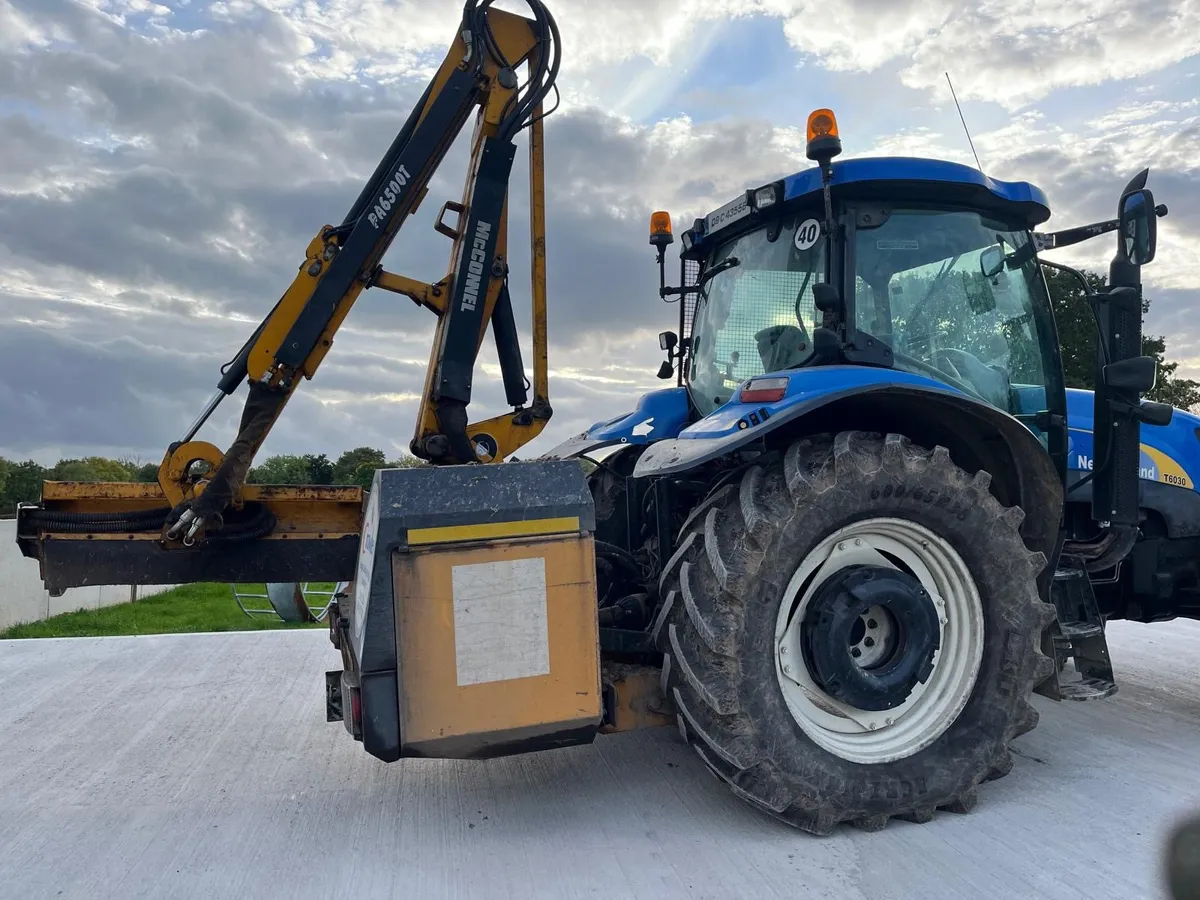 McConnell 6500T - Newholland T6030 - Image 3