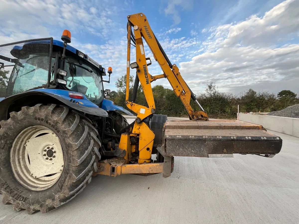 McConnell 6500T - Newholland T6030 - Image 4