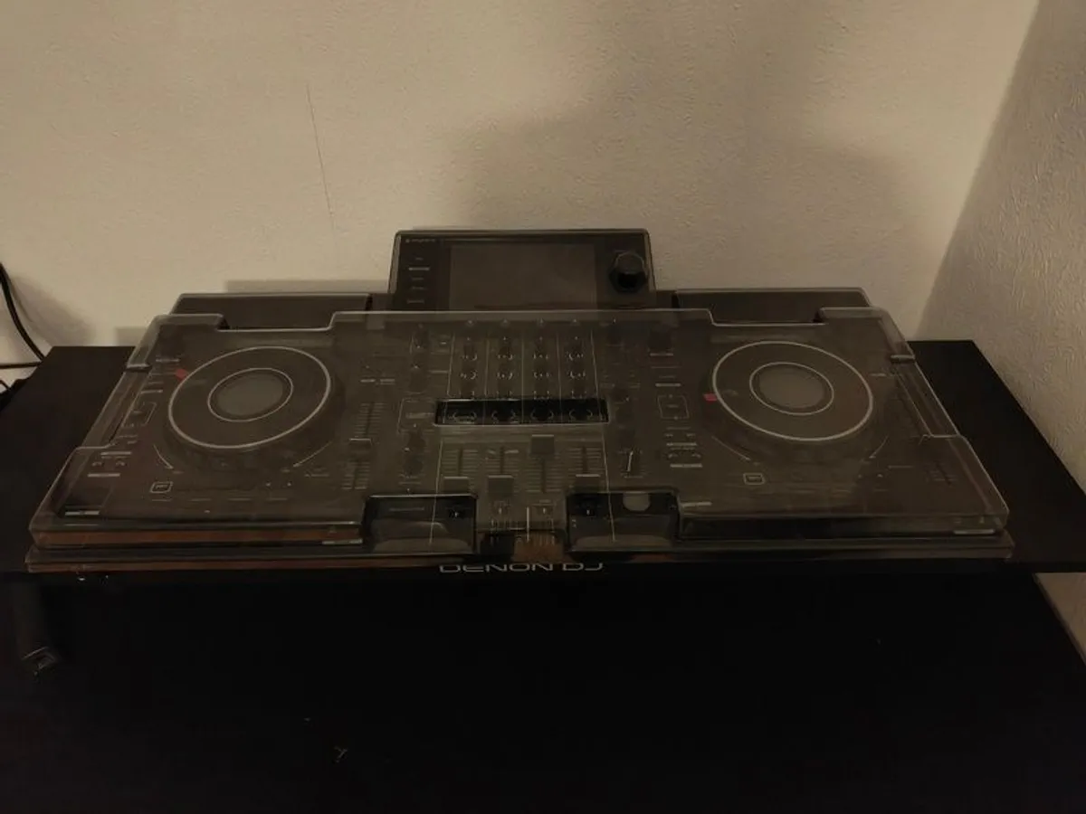 DJ Equipment Denon DJ SC Live 4 - Image 2