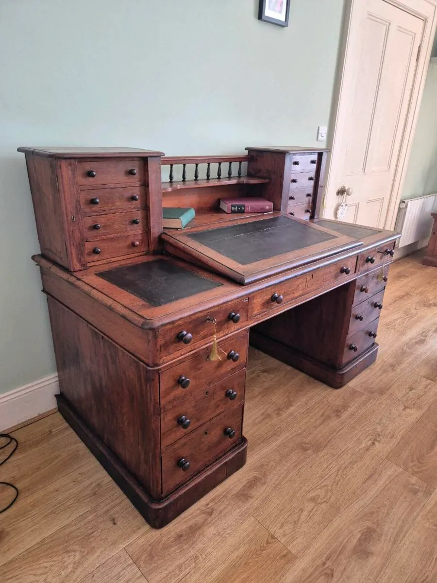 Writing desk - Image 1