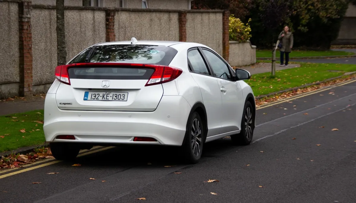 Honda Civic - High Spec - 1.6 Diesel - Image 4