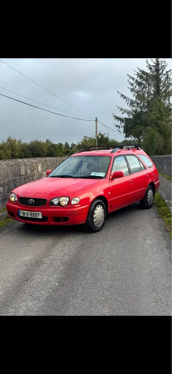 Toyota Corolla Estate - Image 2