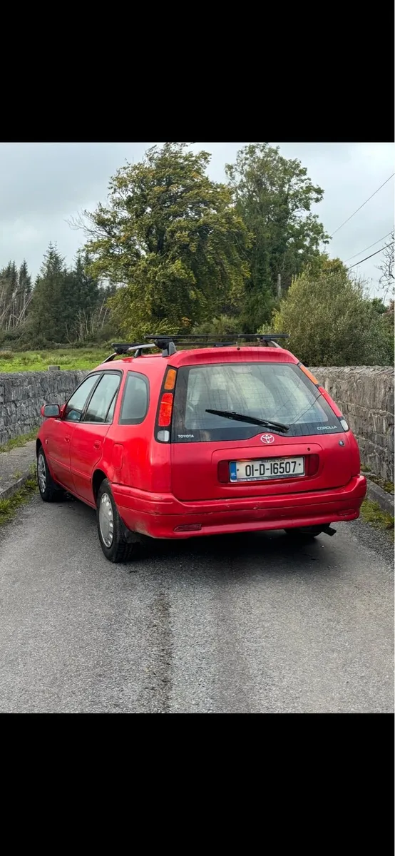 Toyota Corolla Estate - Image 4