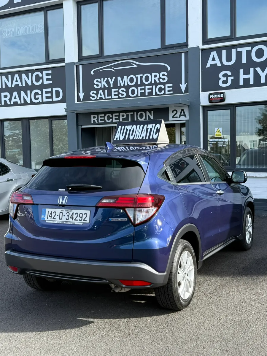 2014 Honda Vezel(HRV)1.5 hybrid auto,26k Miles - Image 4