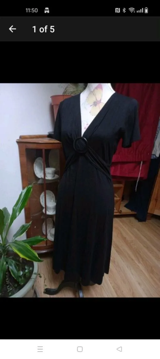 Ladies LEA H Black dress with Stretch. - Image 3