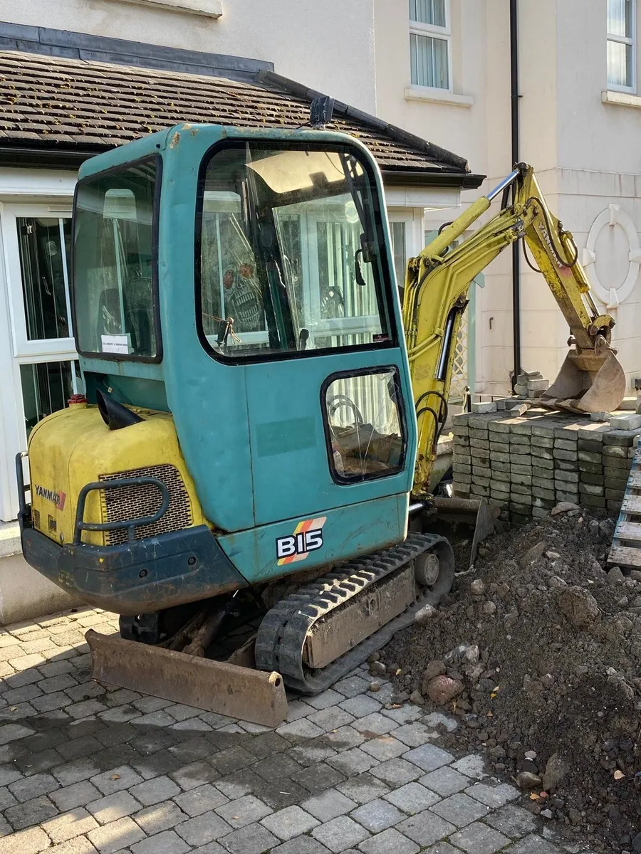 Digger and trailer - Image 3