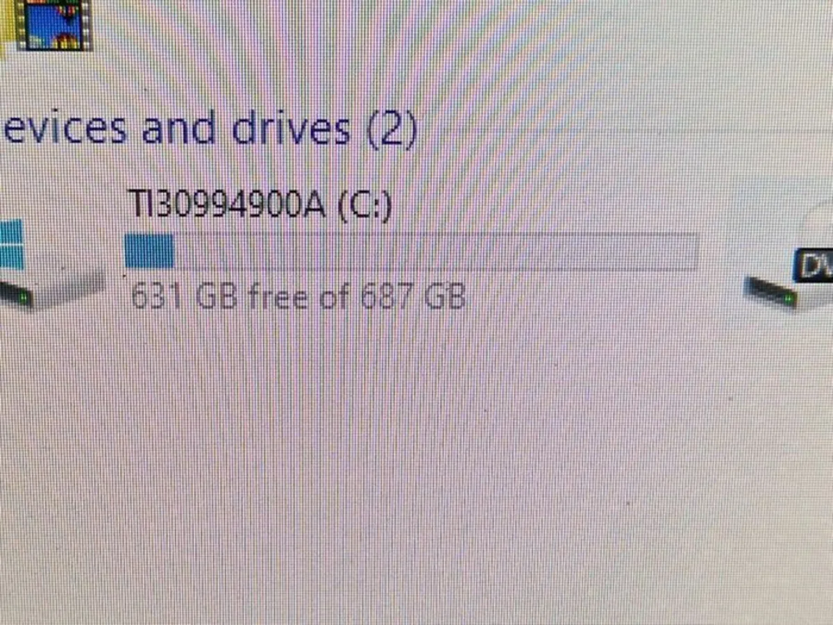 HP Desktop PC, 4GB RAM, 700GB HDD, i3 Core, Wins10 - Image 3