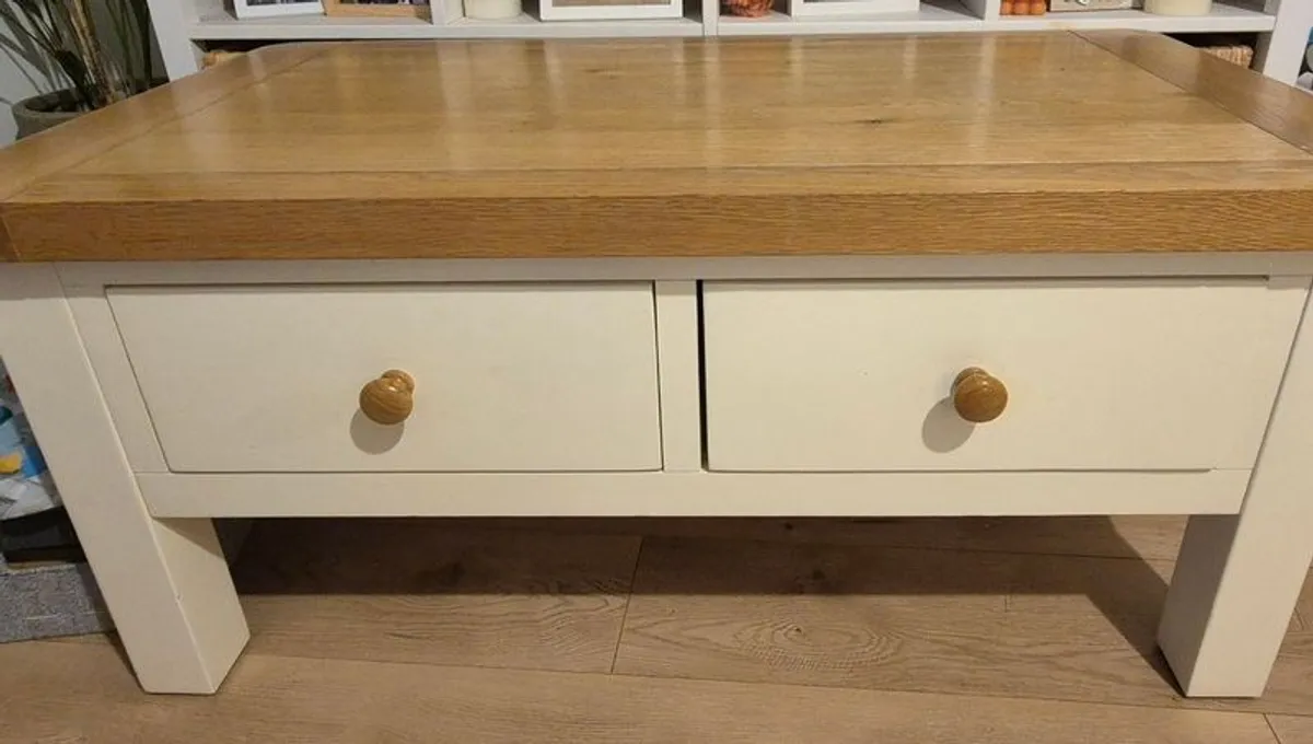 Coffee table - Image 1