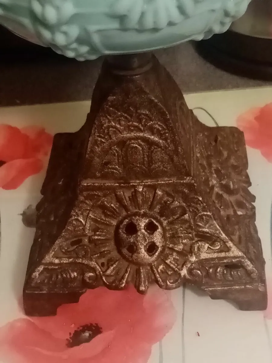 Victorian Oil Lamp - Image 3