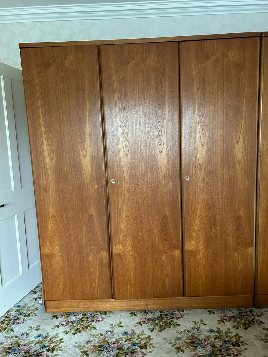 G plan wardrobes - Image 4