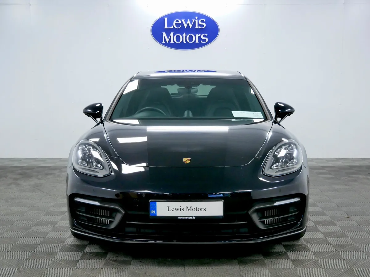 2024 Porsche Panamera Sport Turismo Platinum Ed - Image 3