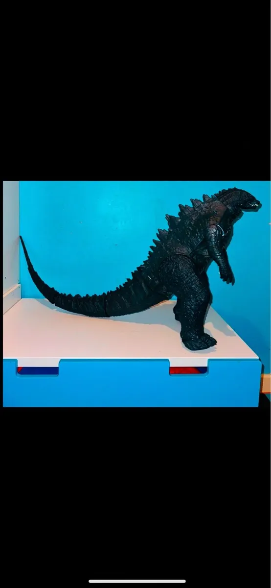 Huge Godzilla Fully Complete