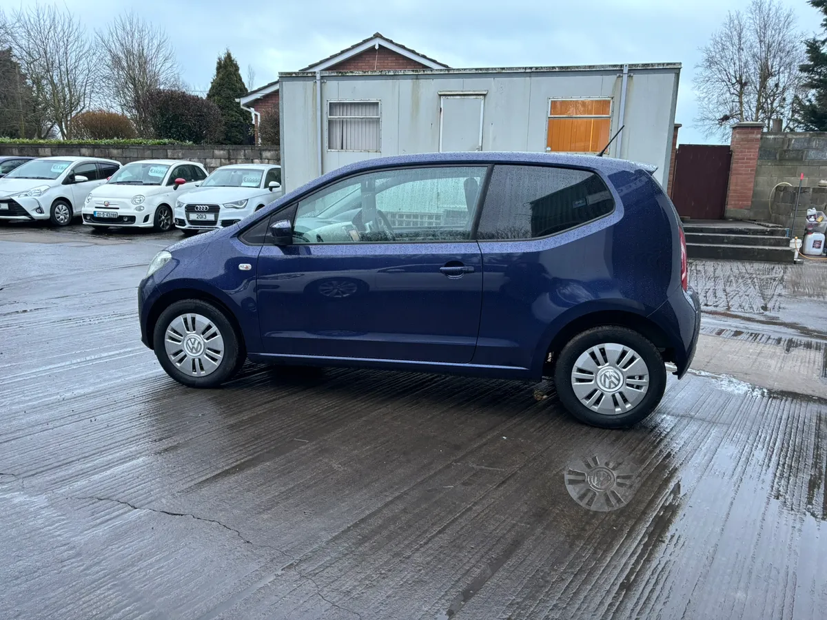 Vw UP 1.0 Petrol automatic - Image 3