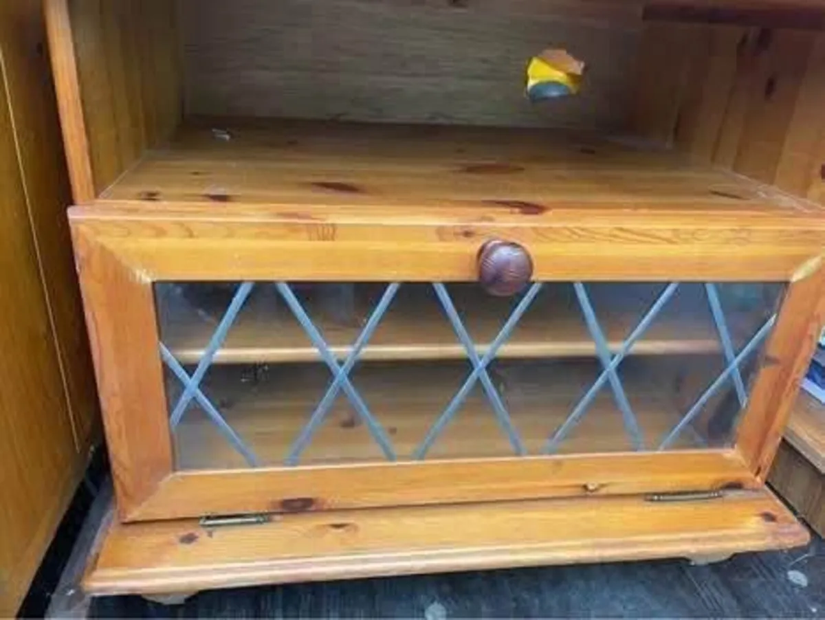 Tv stand - Image 3