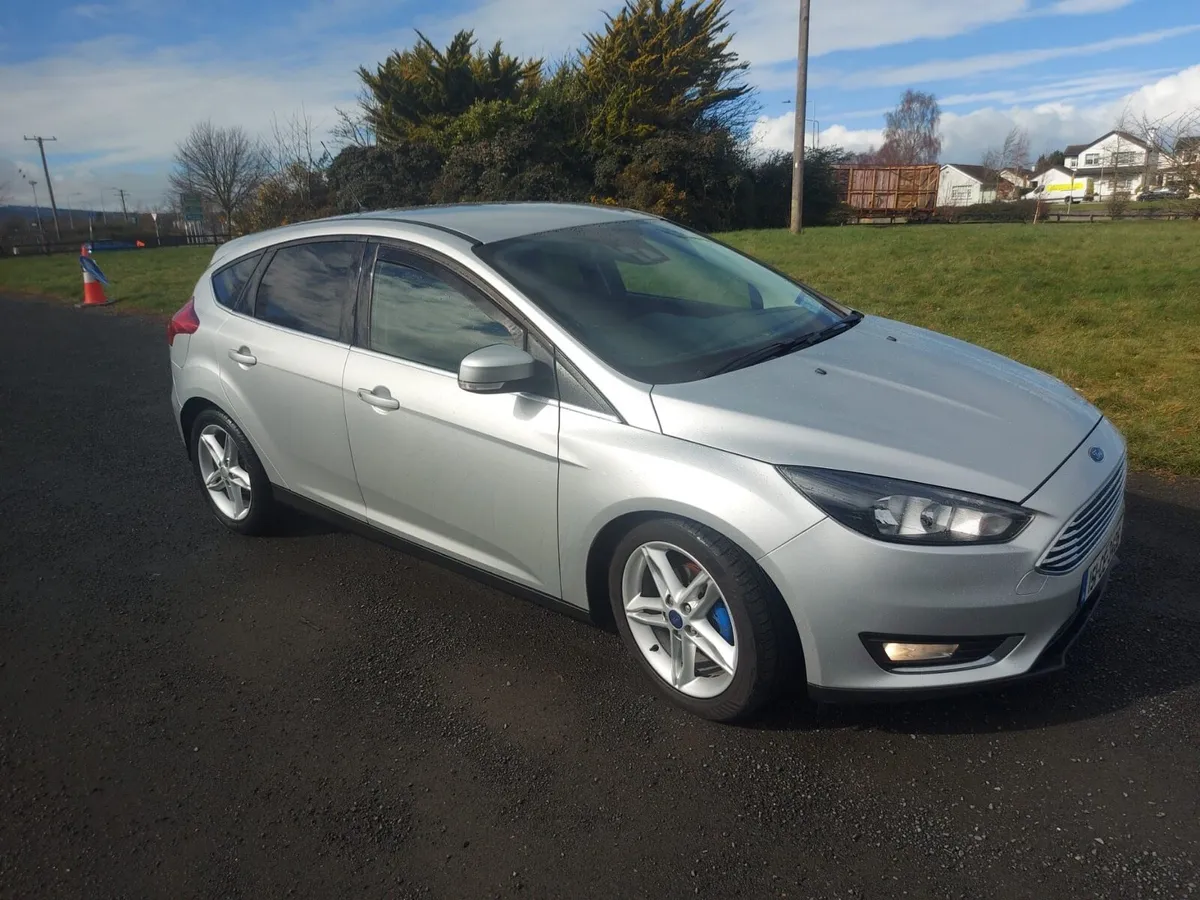 Ford Focus - Image 4