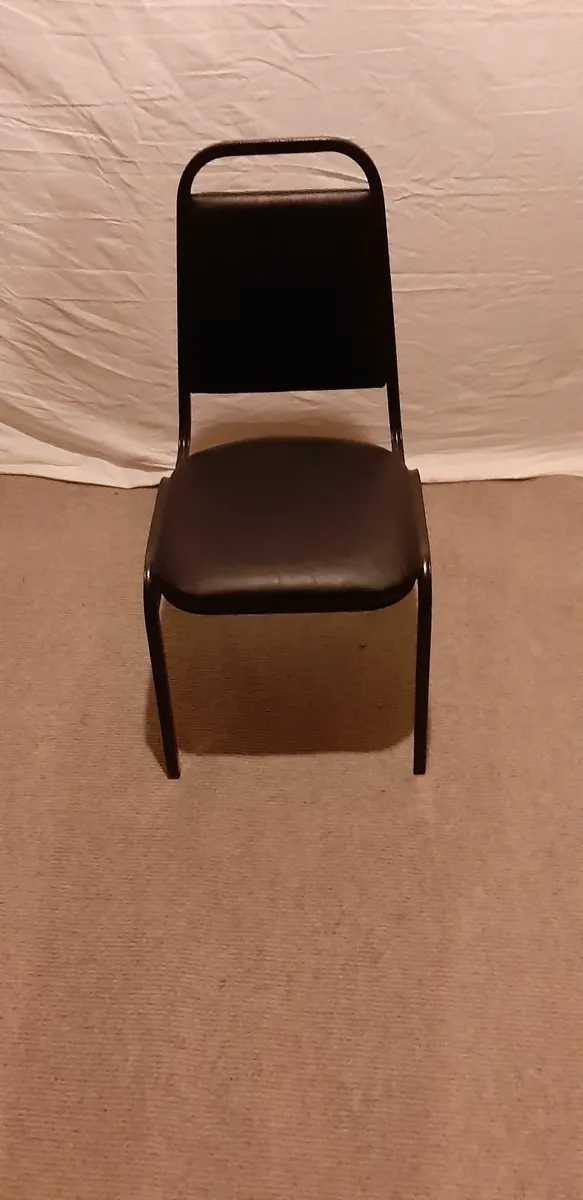 Banquet chairs - Image 4