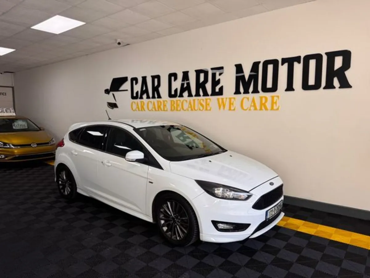 Ford Focus 1.0 St-line Ecoboost 125PS 5DR - Image 2