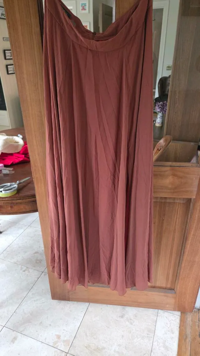 Skirt - Image 2