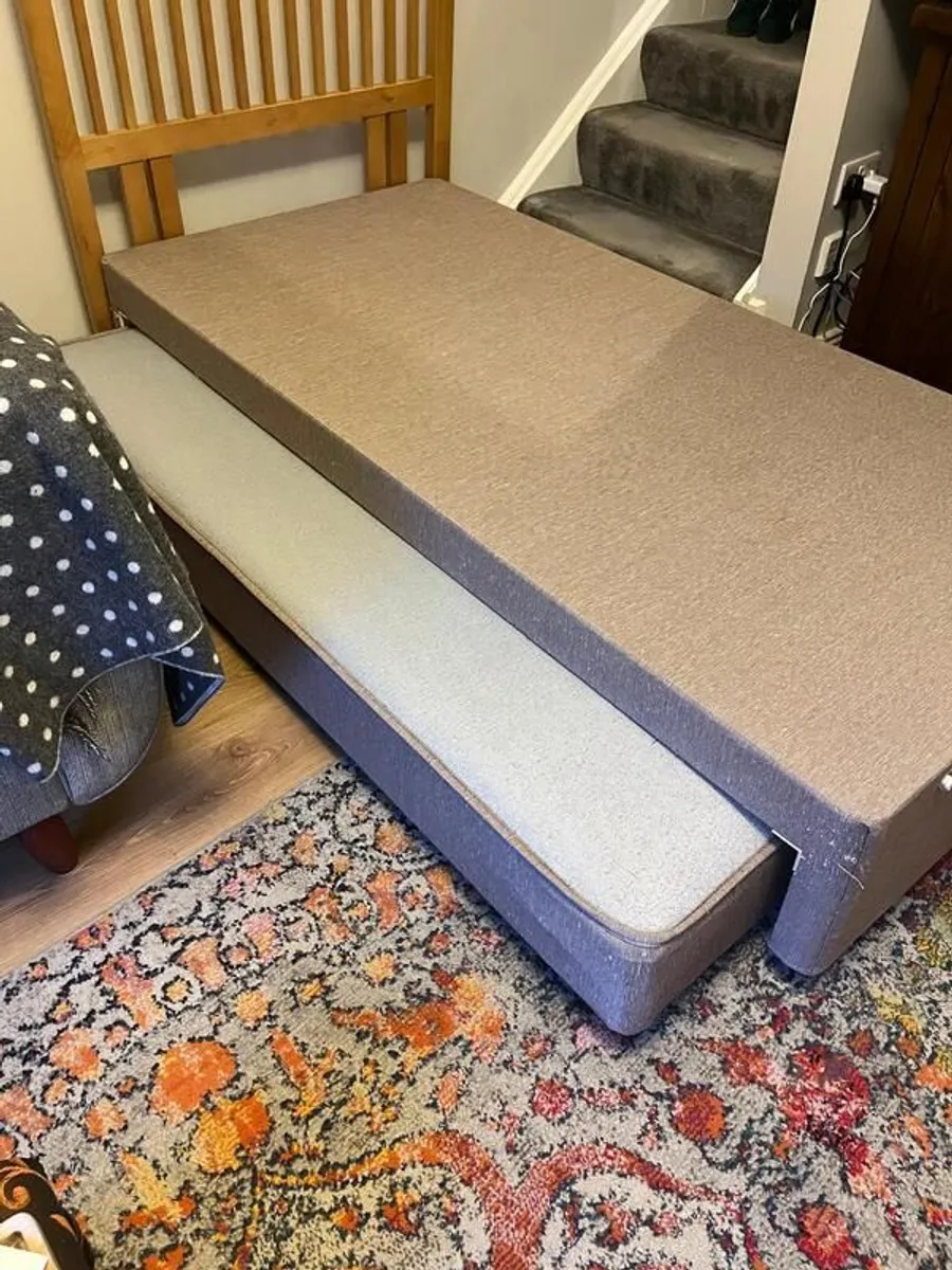 Trundle bed - Image 2