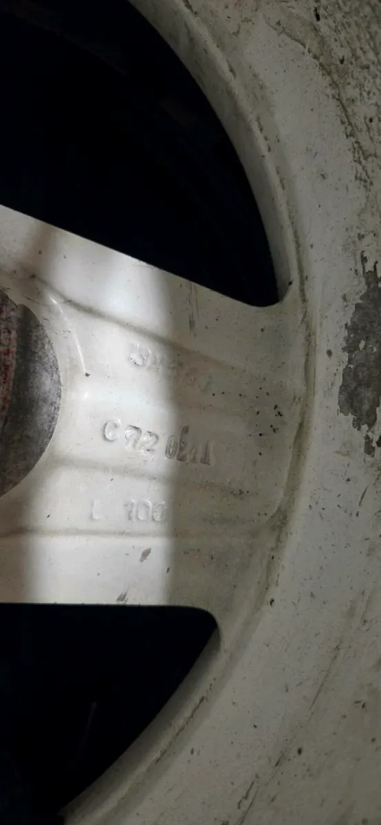 Revolution 4 spoke 13inch wheels - Image 3