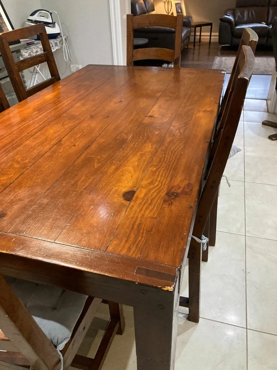 dining room table and 6 chairs - Image 2