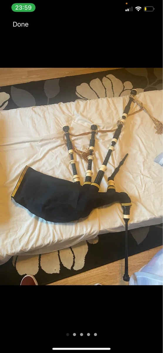 Bagpipes - Image 1
