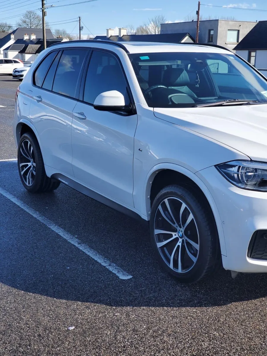 BMW X5 M Performance X drive - Image 2