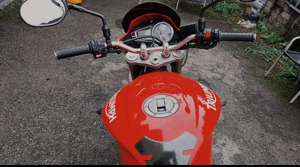 Triumph 675 - Image 4