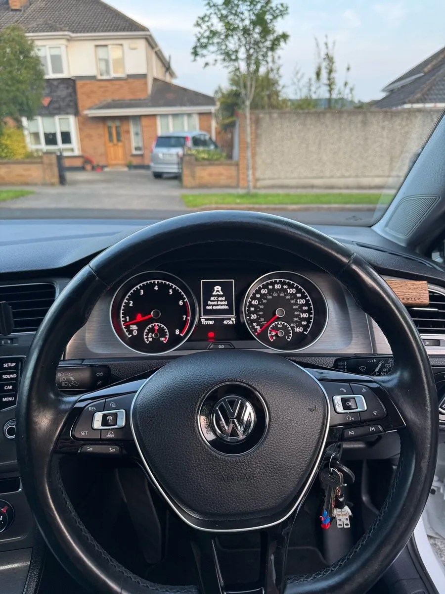 Volkswagen Golf 2013 1.4 PETROL - Image 4