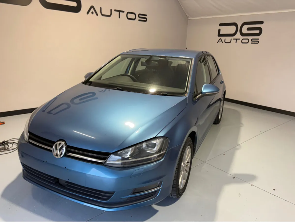 Volkswagen Golf 2 YR NCT - REVERSE CAMERA- MINT CO - Image 4