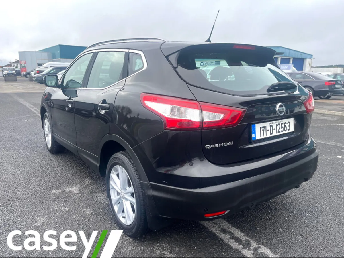 Nissan Qashqai 1.5 SV MY16 E6 4DR - Image 4