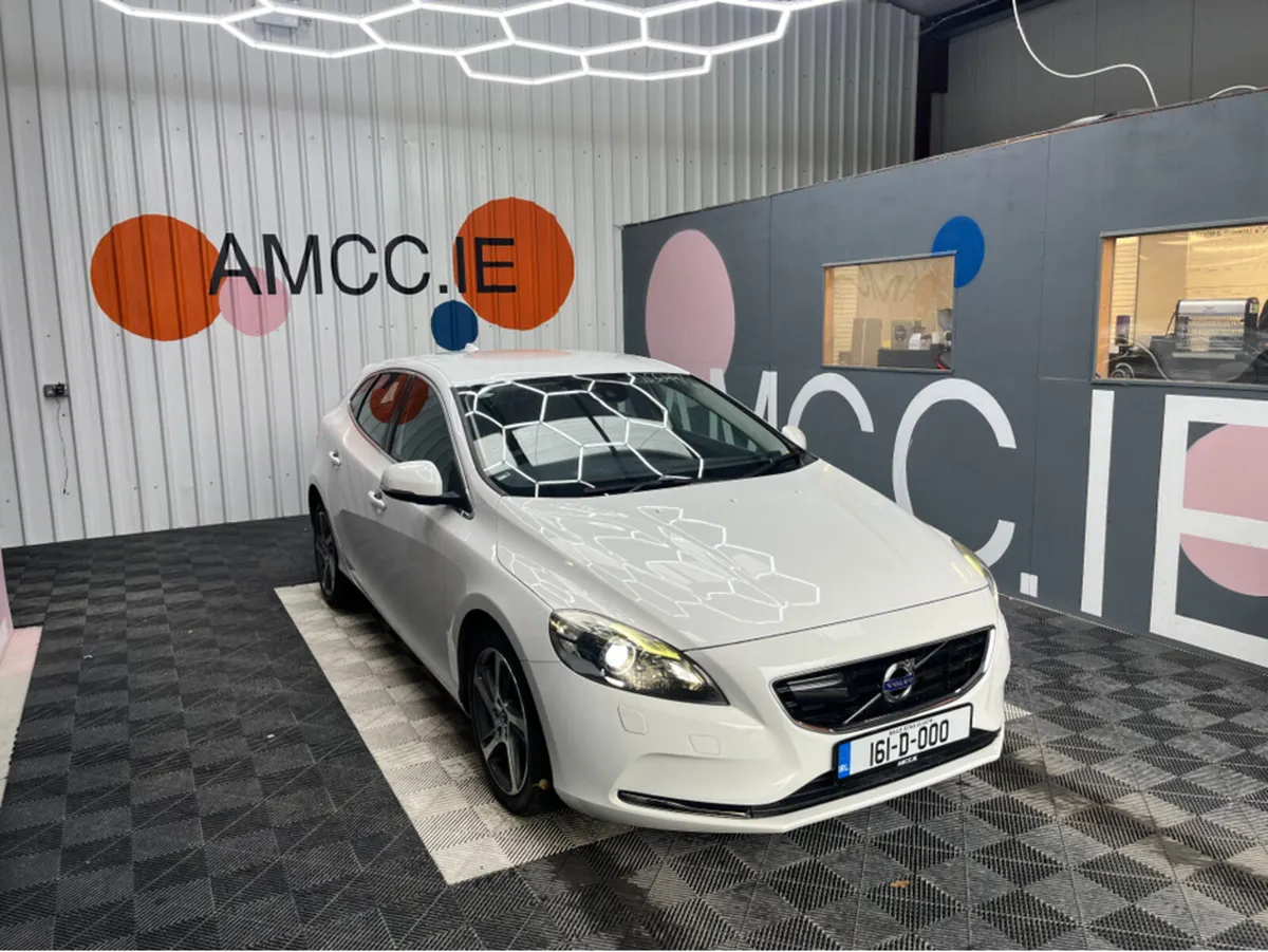 Volvo V40 €14950! 2016 VOLVO V40 D4 2.0L DIESEL / - Image 1